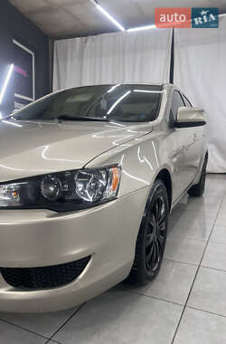 Седан Mitsubishi Lancer 2010 в 