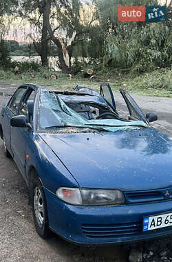 Седан Mitsubishi Lancer 1993 в 