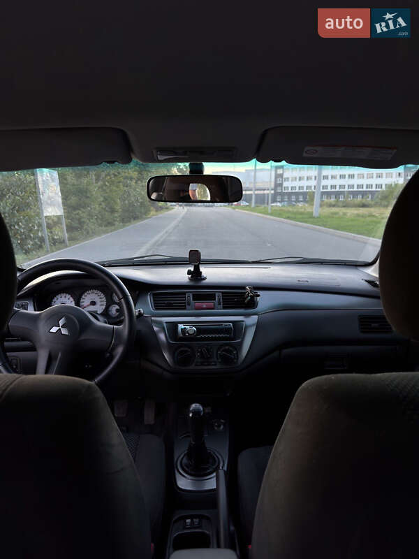 Седан Mitsubishi Lancer 2007 в Василькове