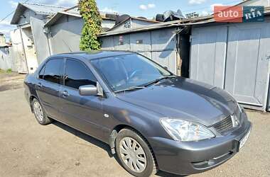 Седан Mitsubishi Lancer 2007 в Киеве