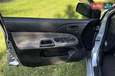 Седан Mitsubishi Lancer 2005 в 