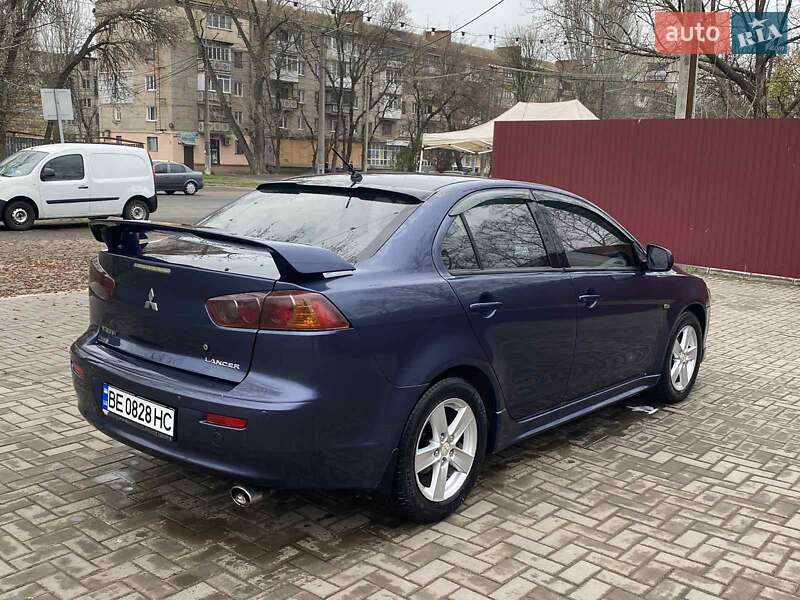Седан Mitsubishi Lancer 2007 в Николаеве