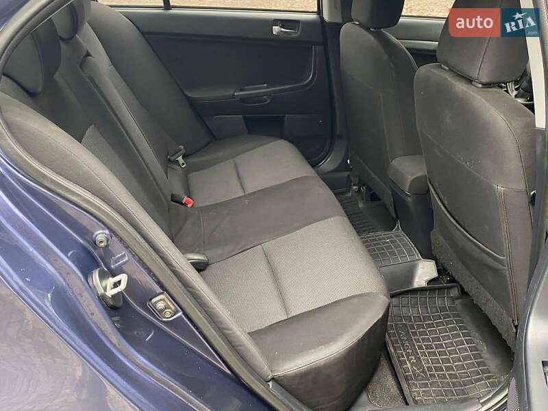 Седан Mitsubishi Lancer 2007 в Николаеве