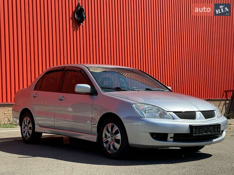 Седан Mitsubishi Lancer 2006 в Одессе