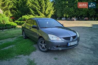 Седан Mitsubishi Lancer 2005 в Тростянце