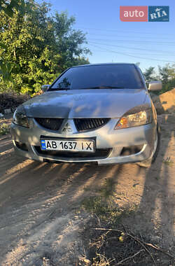 Седан Mitsubishi Lancer 2003 в Ирпене