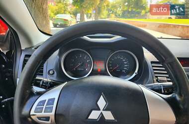 Седан Mitsubishi Lancer 2011 в Могилев-Подольске