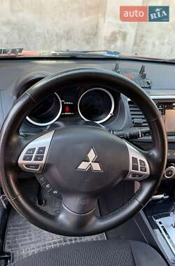 Седан Mitsubishi Lancer 2017 в 