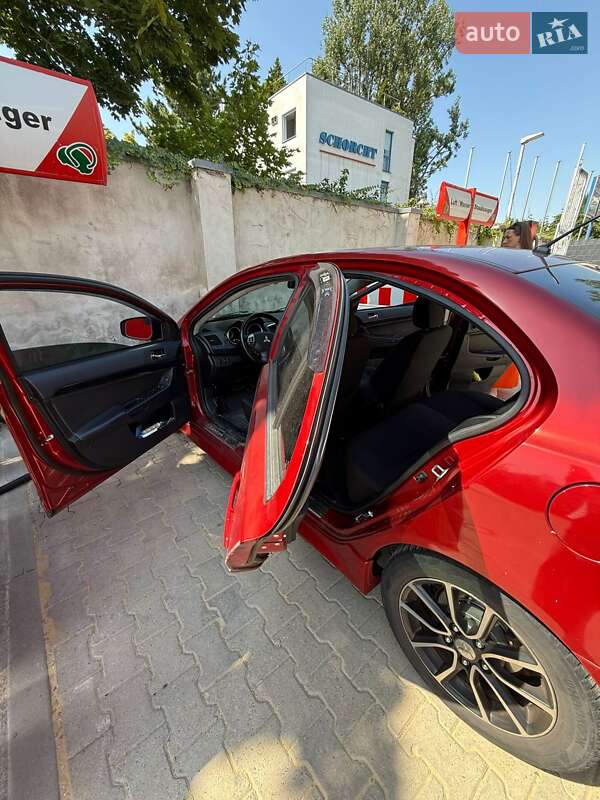 Седан Mitsubishi Lancer 2017 в Львове