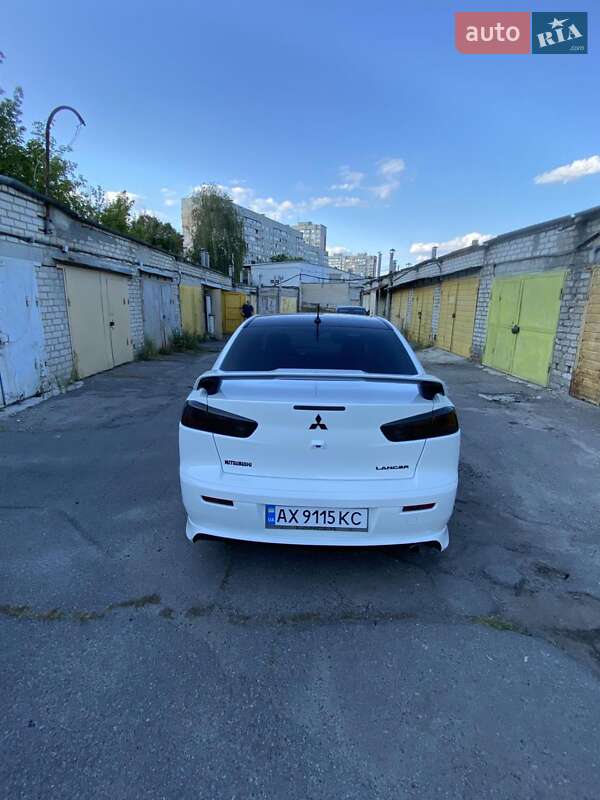Седан Mitsubishi Lancer 2016 в Харькове