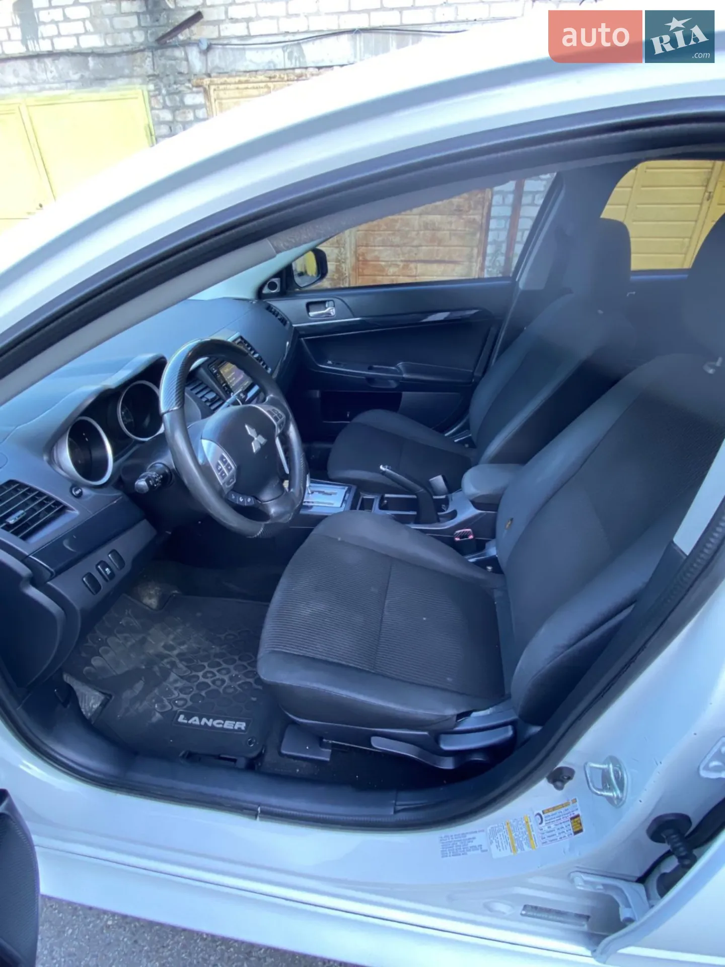 2016 Mitsubishi Lancer - мініатюра 11