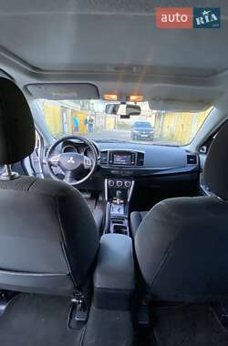 Седан Mitsubishi Lancer 2016 в 