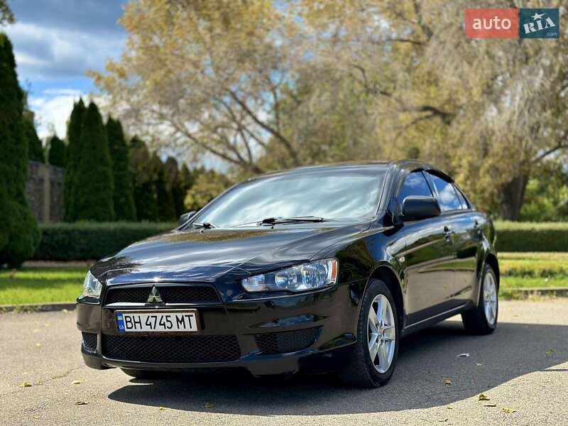 Седан Mitsubishi Lancer 2011 в 