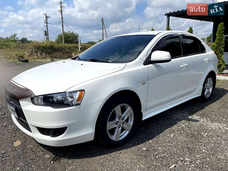 Хэтчбек Mitsubishi Lancer 2008 в Иванкове фото 2 Хэтчбек Mitsubishi Lancer 2008 в Иванкове