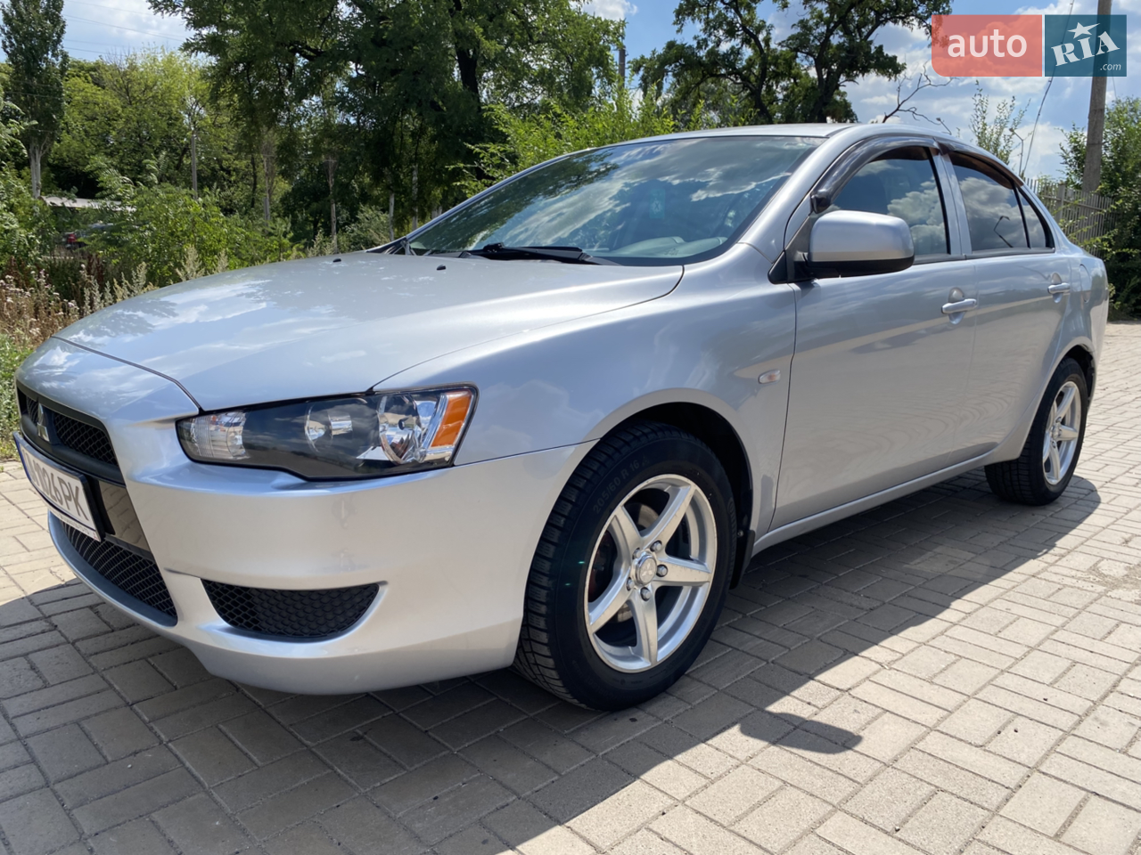 2011 Mitsubishi Lancer - мініатюра 12