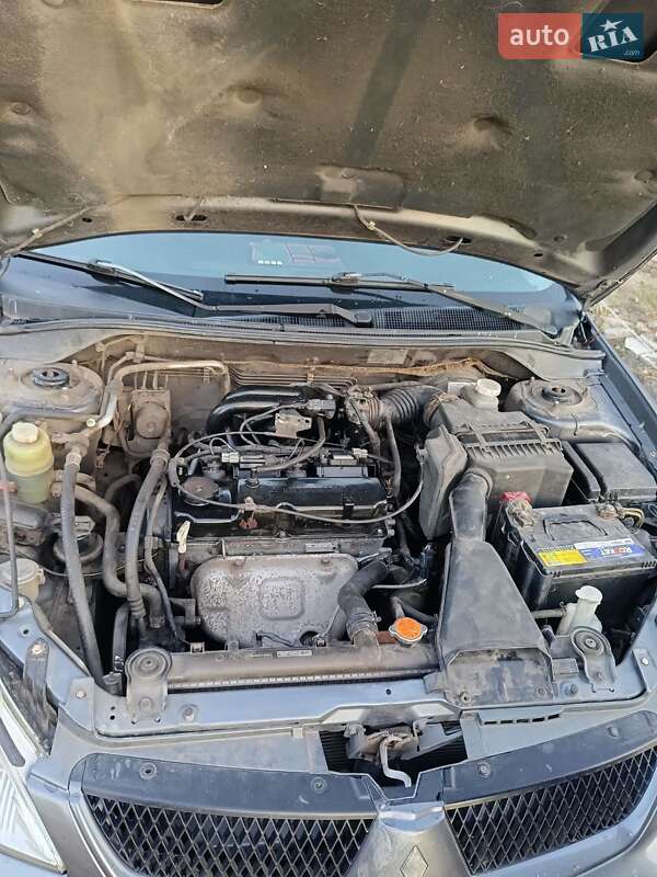 Седан Mitsubishi Lancer 2008 в Ромнах
