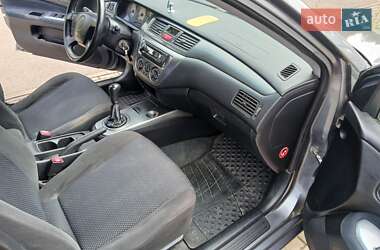 Седан Mitsubishi Lancer 2005 в 