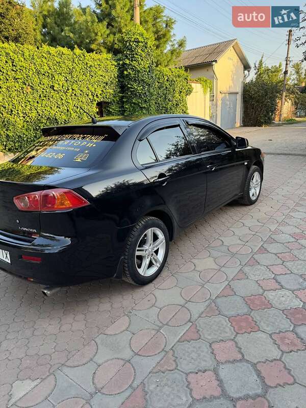 Седан Mitsubishi Lancer 2008 в Запорожье