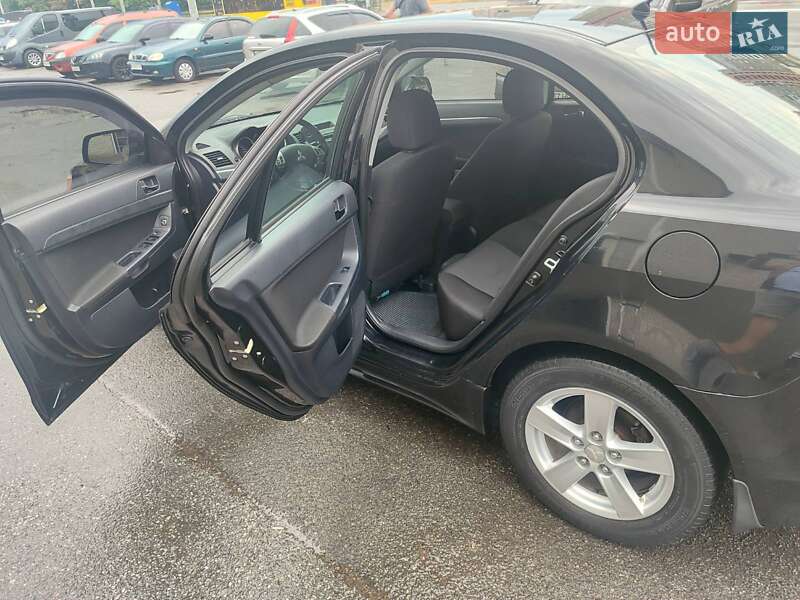 Седан Mitsubishi Lancer 2008 в Киеве
