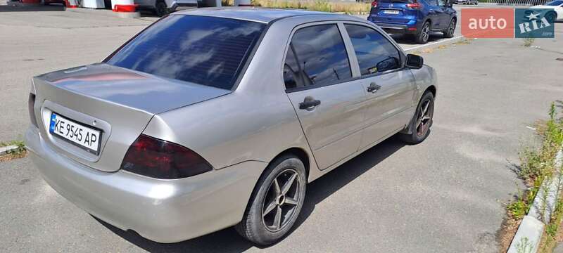 Седан Mitsubishi Lancer 2005 в Днепре