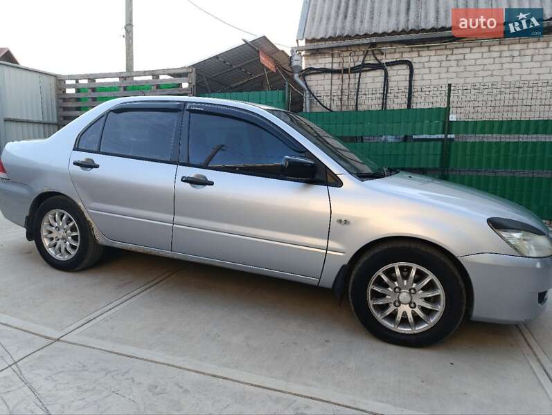 Седан Mitsubishi Lancer 2004 в Запорожье фото 13 Седан Mitsubishi Lancer 2004 в Запорожье