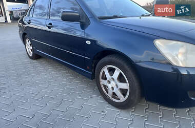 Седан Mitsubishi Lancer 2004 в 