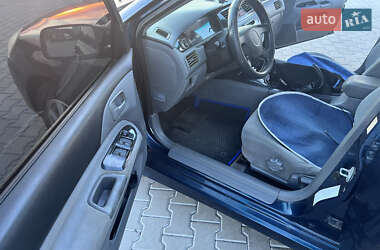 Седан Mitsubishi Lancer 2004 в 
