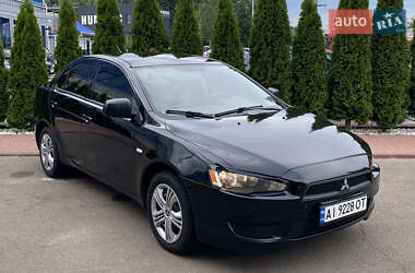 Седан Mitsubishi Lancer 2010 в Киеве