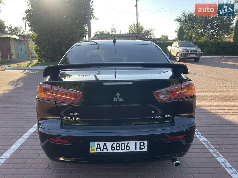 Седан Mitsubishi Lancer 2008 в Прилуках