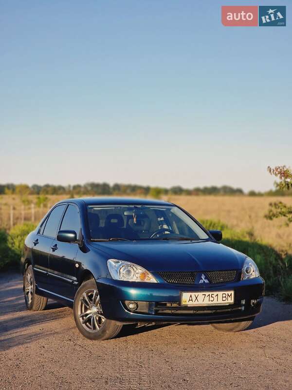 Седан Mitsubishi Lancer 2008 в Харькове