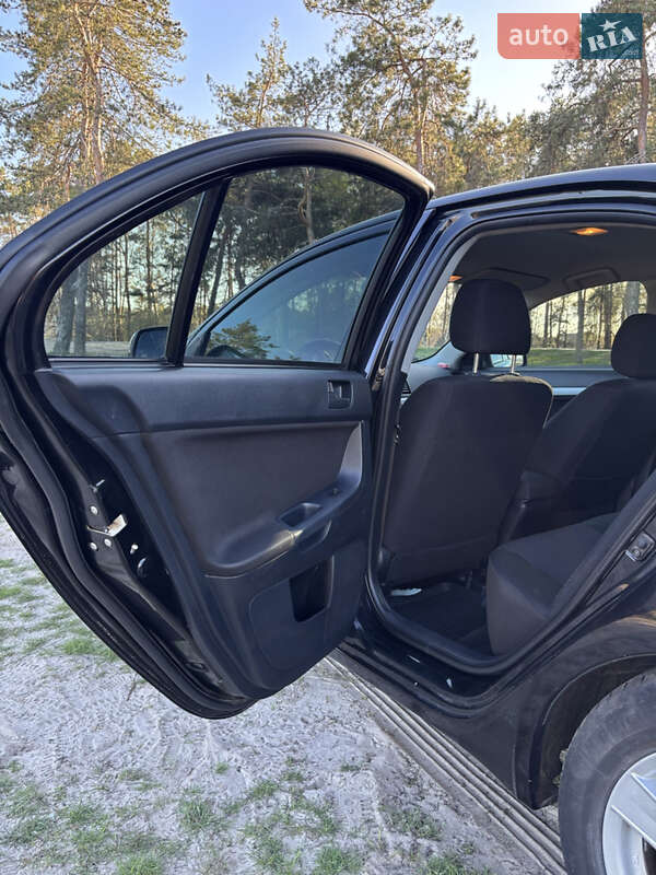 Седан Mitsubishi Lancer 2011 в Черкасах