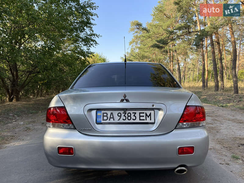Седан Mitsubishi Lancer 2009 в Кропивницком