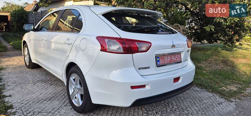 Хетчбек Mitsubishi Lancer 2009 в Кам'янському фото 5 Хетчбек Mitsubishi Lancer 2009 в Кам'янському