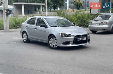 Хэтчбек Mitsubishi Lancer 2011 в 