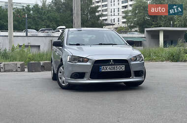Хэтчбек Mitsubishi Lancer 2011 в 