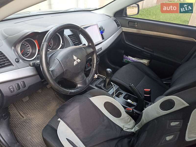 Седан Mitsubishi Lancer 2008 в Ахтырке