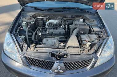 Седан Mitsubishi Lancer 2005 в 