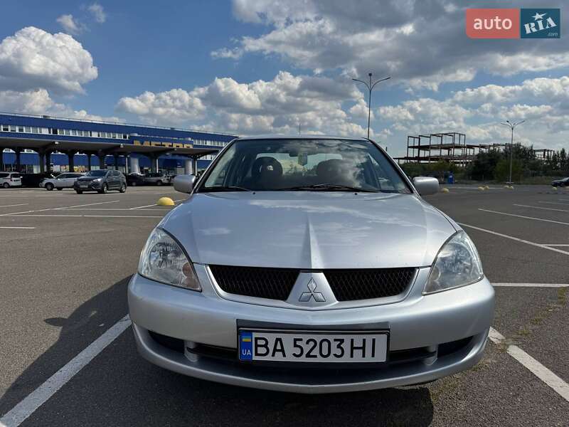 Седан Mitsubishi Lancer 2007 в Киеве
