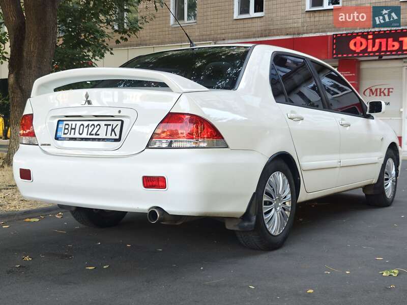 Седан Mitsubishi Lancer 2006 в Одессе