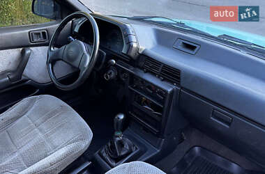 Седан Mitsubishi Lancer 1989 в 