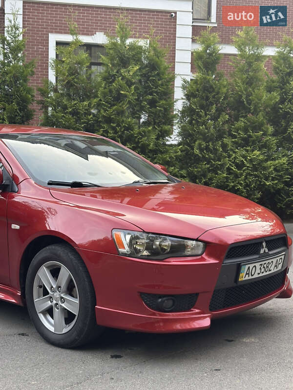 Седан Mitsubishi Lancer 2008 в Ужгороде