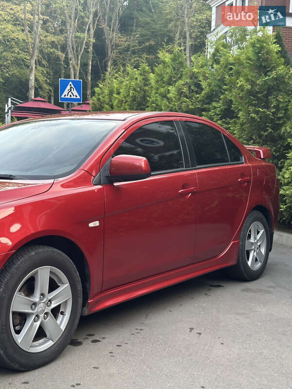 Седан Mitsubishi Lancer 2008 в Ужгороде