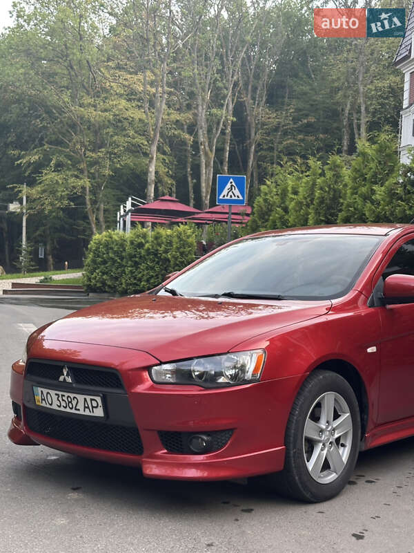 Седан Mitsubishi Lancer 2008 в Ужгороде