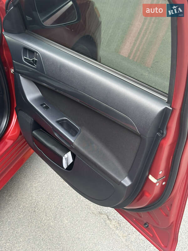 Седан Mitsubishi Lancer 2008 в Ужгороде