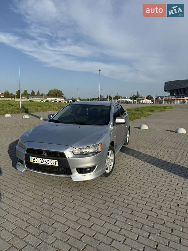 Седан Mitsubishi Lancer 2008 в Львове