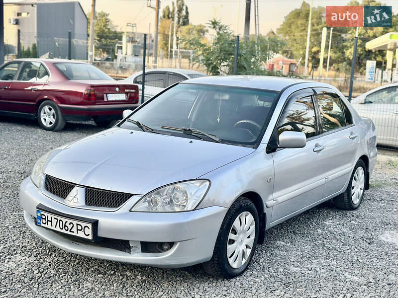 Седан Mitsubishi Lancer 2005 в Одессе