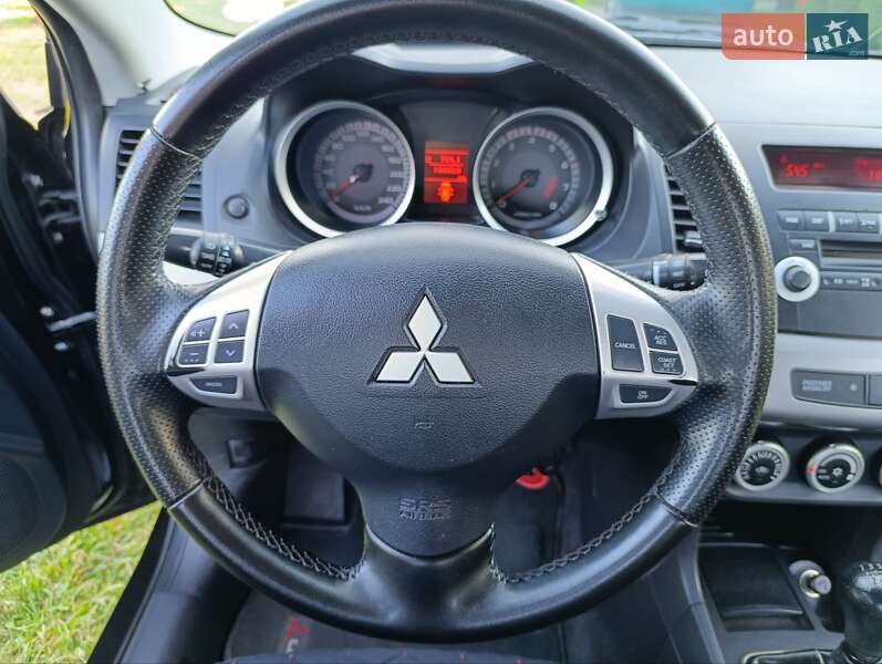 Хэтчбек Mitsubishi Lancer 2008 в Жовкве