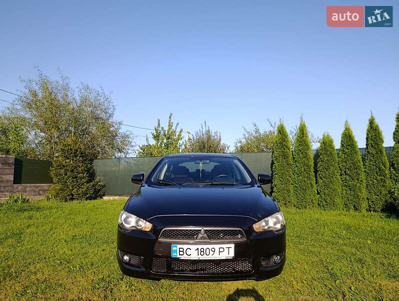 Хэтчбек Mitsubishi Lancer 2008 в Жовкве