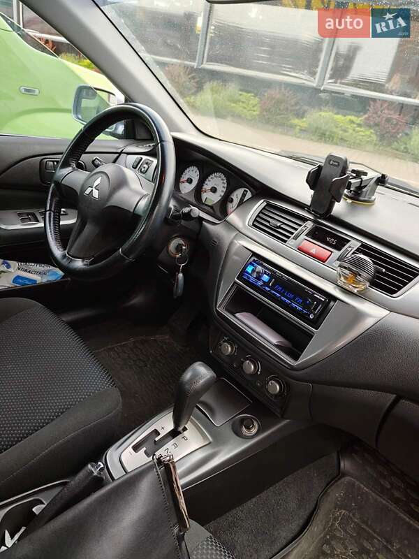 Седан Mitsubishi Lancer 2007 в Вишневому фото 6 Седан Mitsubishi Lancer 2007 в Вишневому
