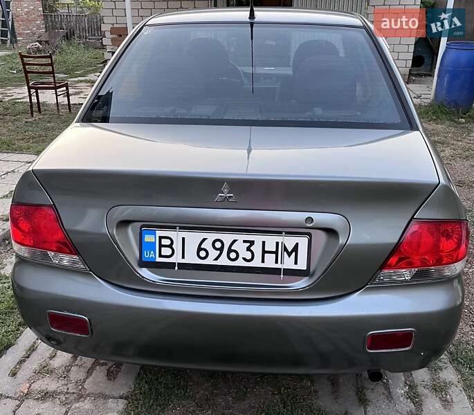 Седан Mitsubishi Lancer 2005 в Кобеляках